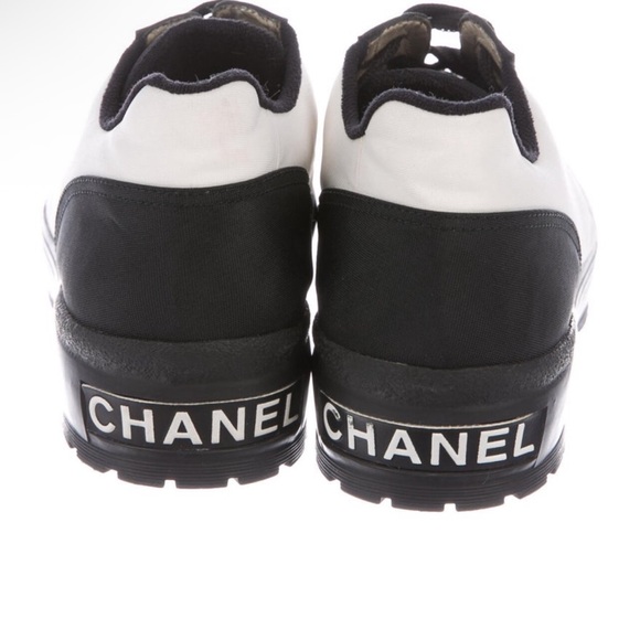 Chanel sneakers 100% authentic - Picture 3 of 5
